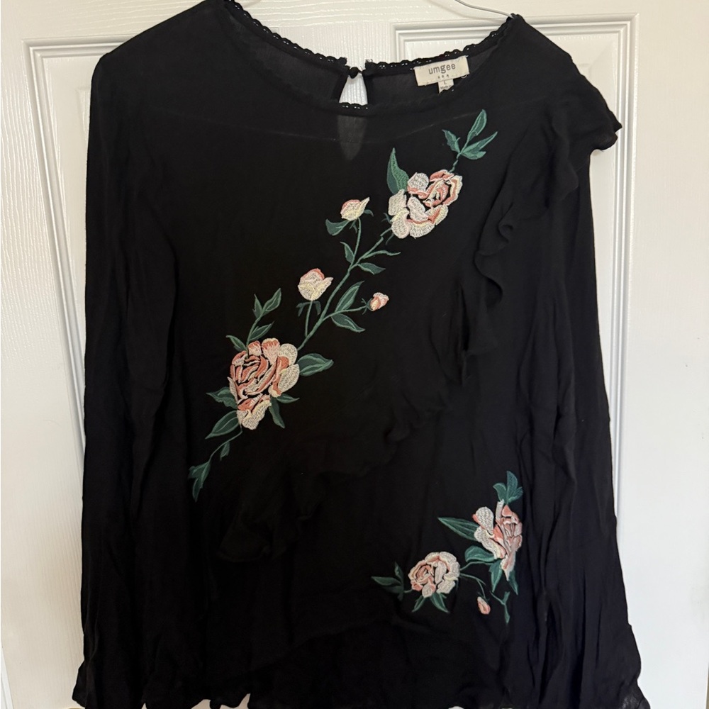 Umgee Black Floral Embroidered Women's Top